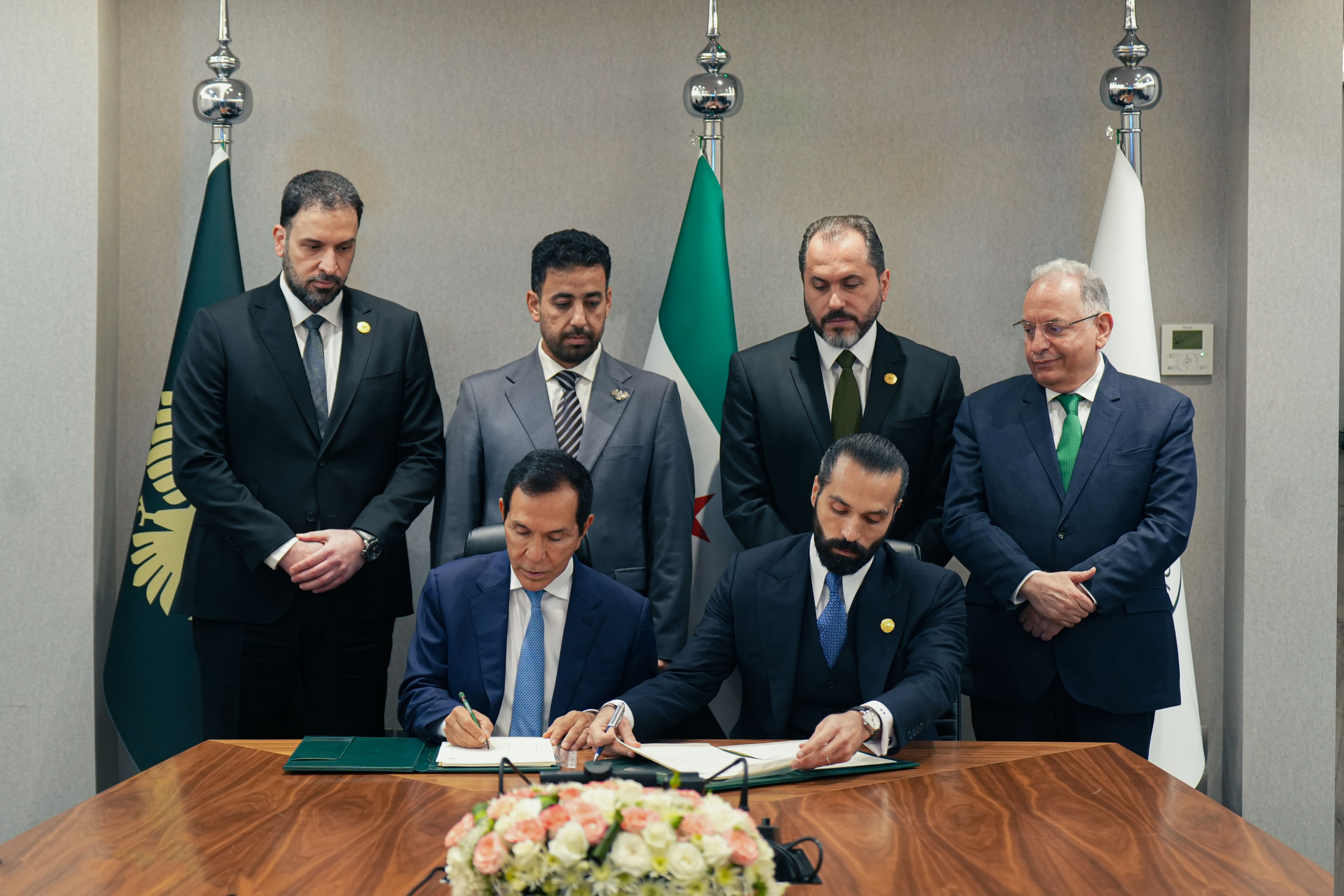 الصندوق السيادي السوري يوقّع عقداً لتطوير وتأهيل 14 مستشفى وطنياً وفق معايير اعتماد دولية